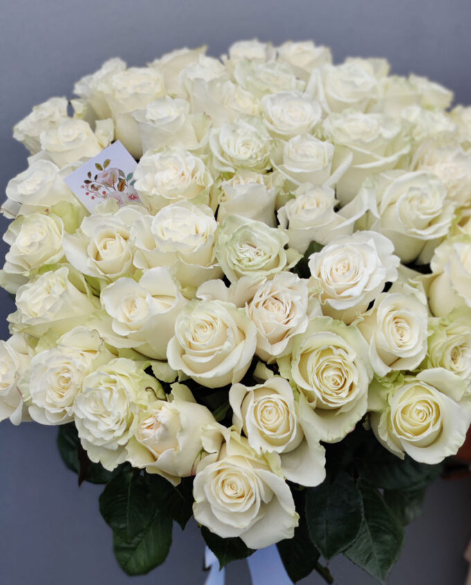 Букеты белых роз Флореаль в Гомеле